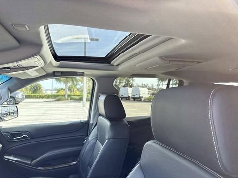 Used 2016 Chevrolet Suburban LT image 27
