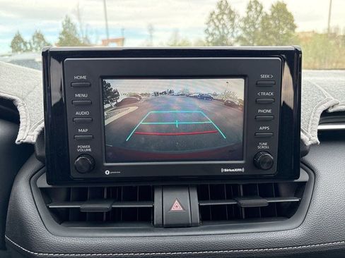 Used 2020 Toyota RAV4 XLE w/ XLE Grade Weather Package image 15