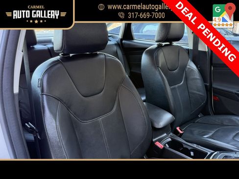 Used 2017 Ford Focus Titanium image 23