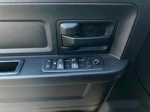 Used 2017 RAM 1500 Express image 8