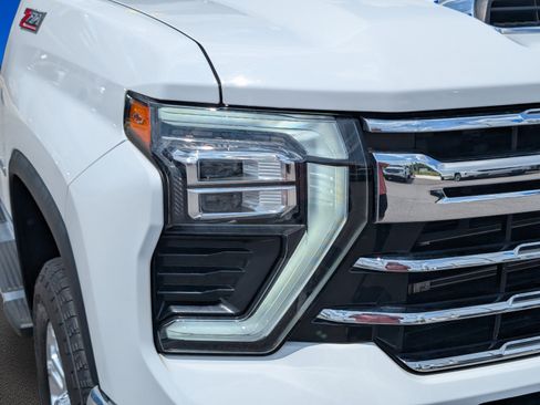 Used 2024 Chevrolet Silverado 3500 LTZ w/ LTZ Convenience Package AWD/4WD image 4