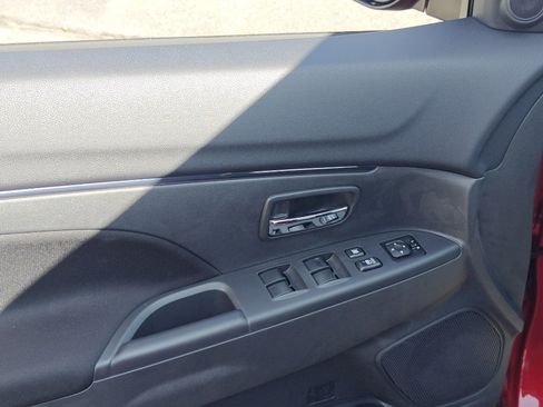 New 2025 Mitsubishi Outlander Sport ES image 9