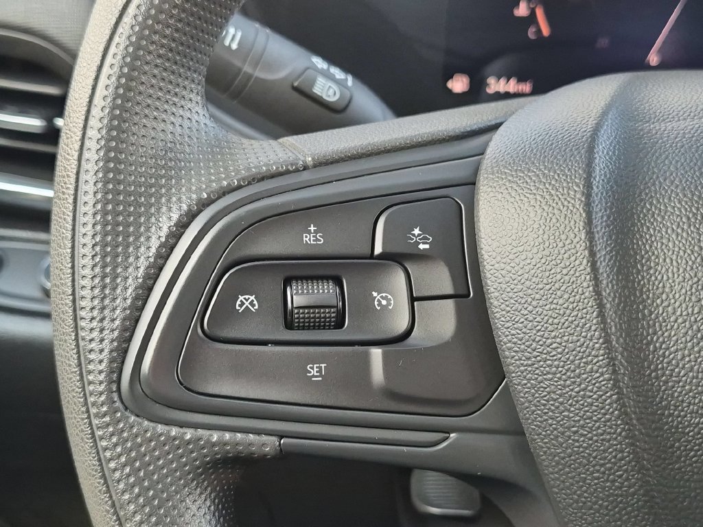 Used 2026 Buick Envista Preferred FWD image 18