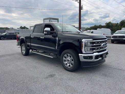 New 2026 Ford F250 Lariat w/ Lariat Premium Package image 4
