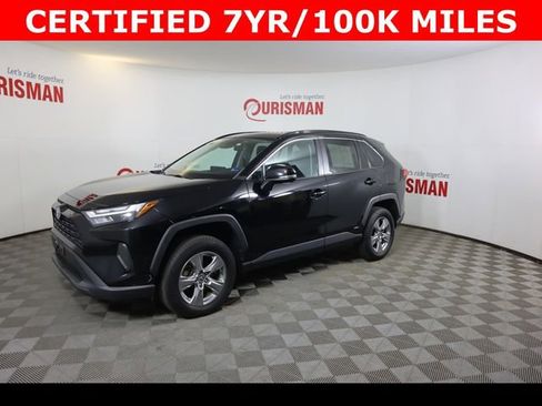 Used 2022 Toyota RAV4 XLE w/ Convenience Package image 2
