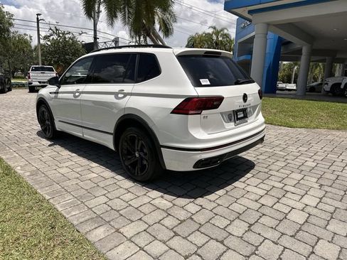 Used 2023 Volkswagen Tiguan SE R-Line FWD image 33