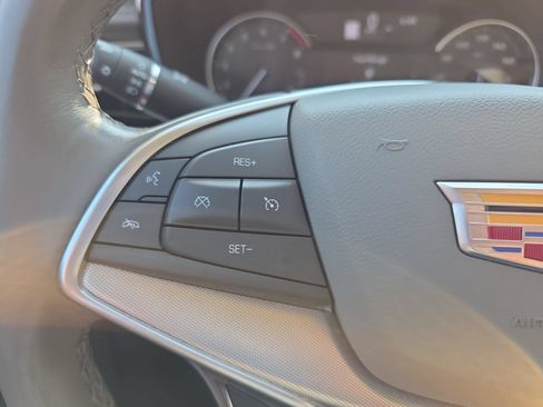 Used 2024 Cadillac XT5 Premium Luxury FWD image 17