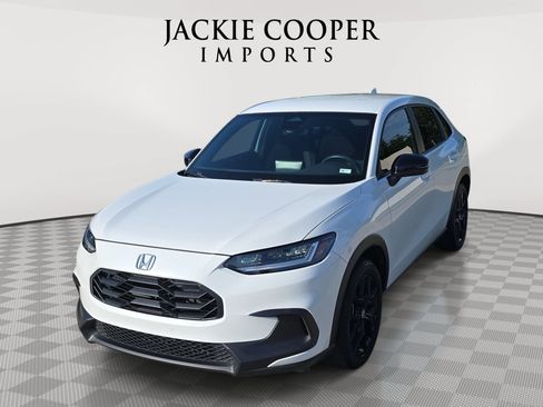 Used 2024 Honda HR-V Sport image 1