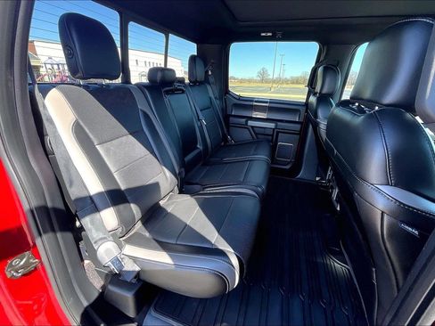 Used 2018 Ford F150 Raptor w/ Equipment Group 802A Luxury image 17