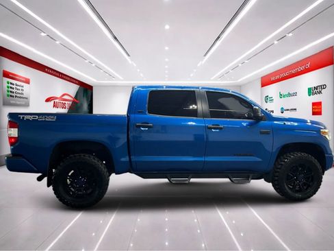 Used 2018 Toyota Tundra SR5 w/ TRD Off Road Package image 8
