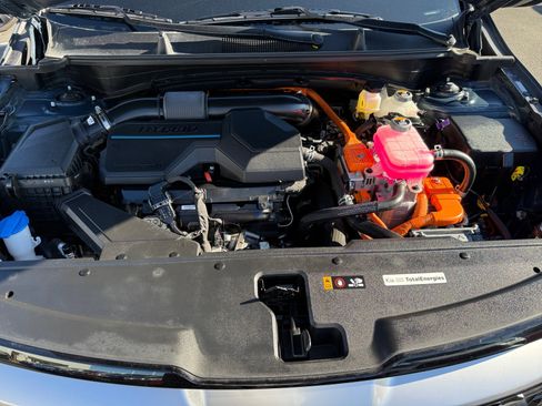 Used 2023 Kia Sportage EX w/ EX Premium Package image 20