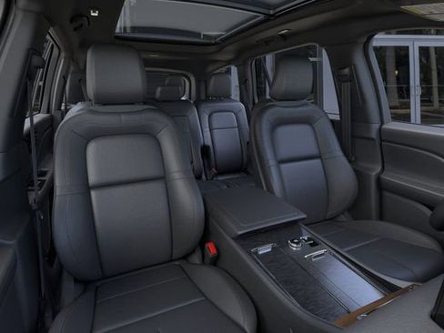 New 2025 Lincoln Aviator Reserve image 10