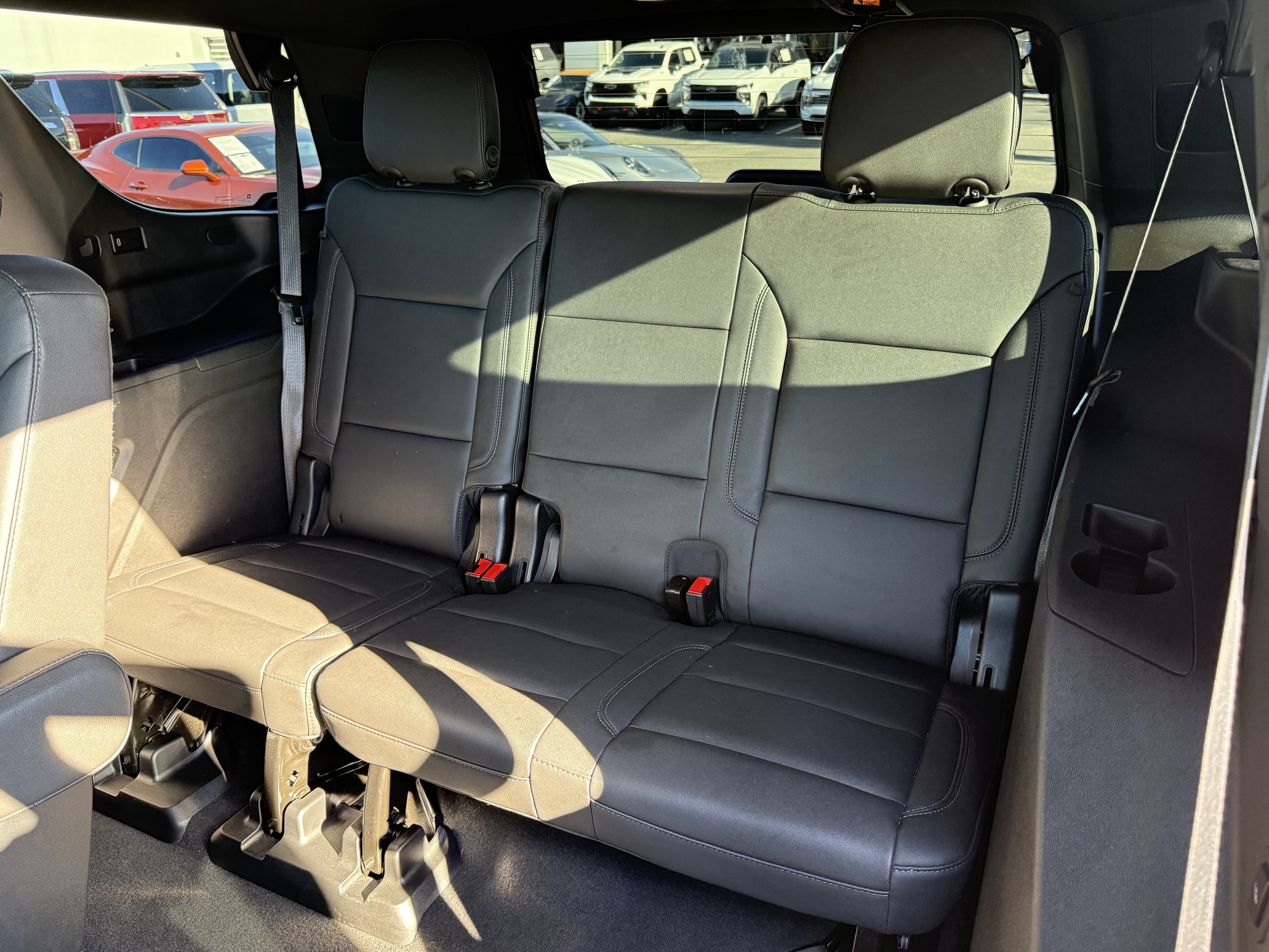 Used 2023 Chevrolet Tahoe Z71 w/ Z71 Off-Road Package AWD/4WD image 36