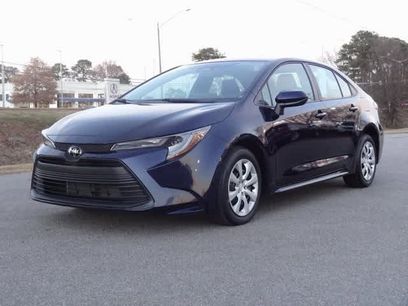 Used 2025 Toyota Corolla LE