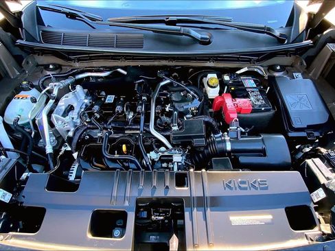 Used 2026 Nissan Kicks SV image 31