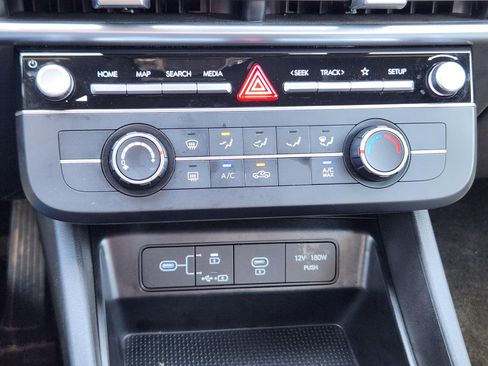 Certified 2025 Hyundai Santa Cruz SE AWD/4WD image 50