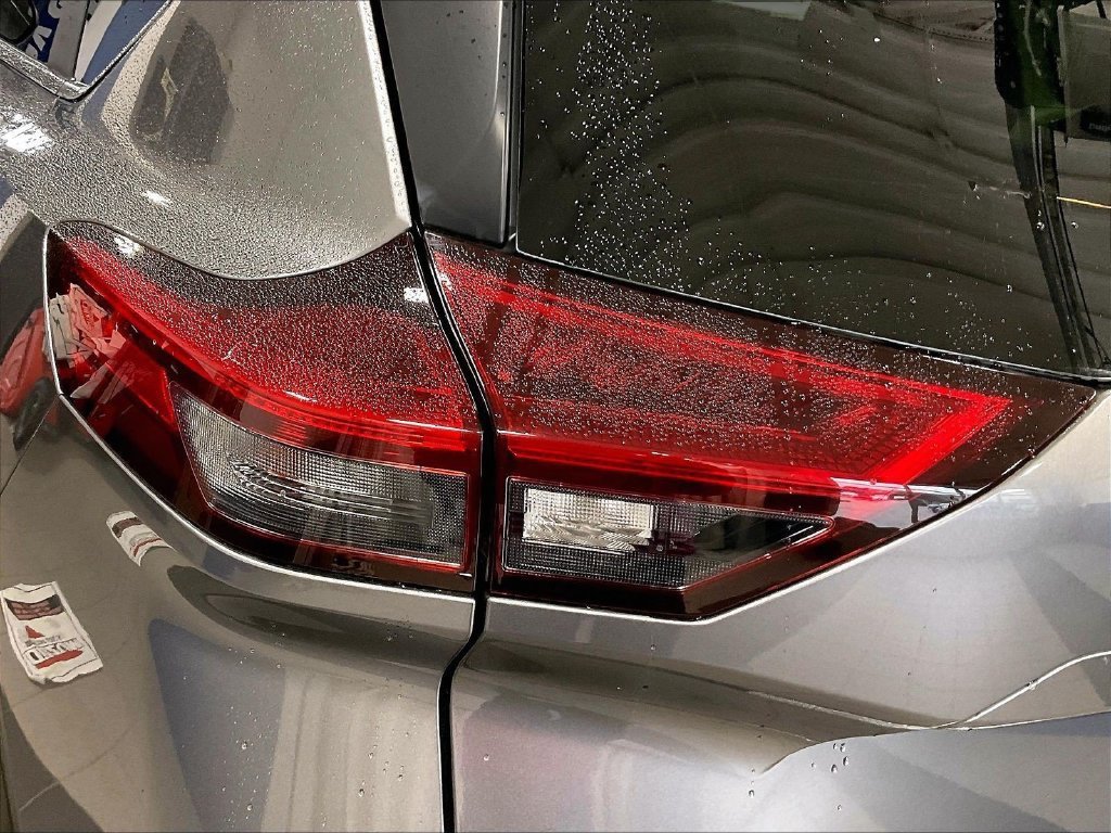 Certified 2023 Nissan Rogue SV AWD/4WD image 33
