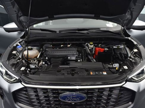 Used 2024 Ford Escape Platinum image 22
