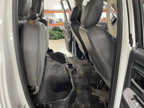 Used 2015 RAM 1500 Tradesman AWD/4WD image 19