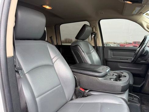 Used 2019 RAM 2500 Tradesman w/ Safety Group image 40