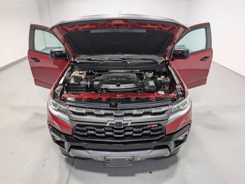Used 2021 Chevrolet Colorado Z71 AWD/4WD image 12