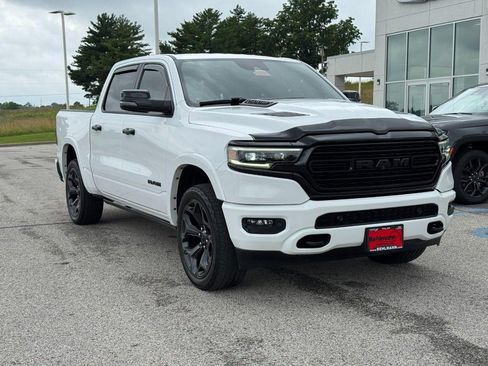 Used 2023 RAM 1500 Limited AWD/4WD image 2