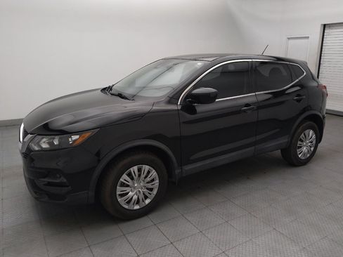 Used 2020 Nissan Rogue Sport S FWD image 2
