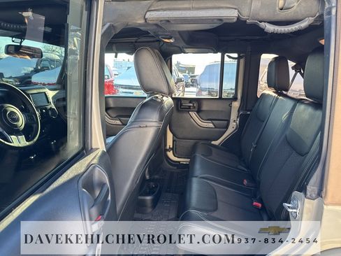 Used 2018 Jeep Wrangler Unlimited Sport image 18