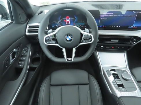 New 2026 BMW 330i 330i w/ M Sport Package image 10