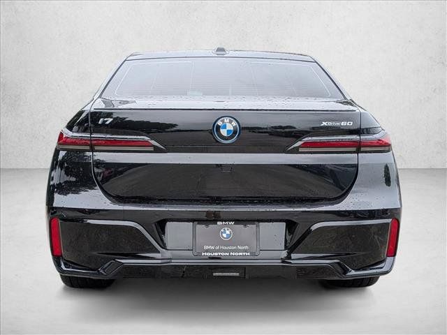Used 2026 BMW i7 xDrive60 w/ Executive Package AWD/4WD image 7