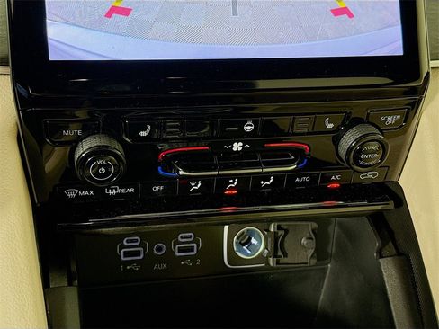 New 2024 Jeep Grand Cherokee Limited image 15