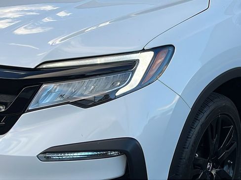 Used 2022 Honda Pilot Black Edition image 3