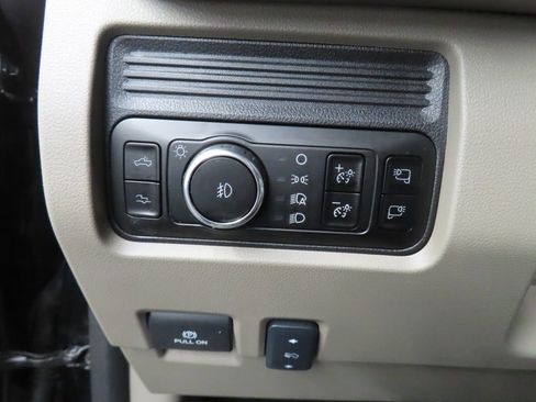 Used 2025 Ford F350 Platinum w/ Platinum Plus Package AWD/4WD image 49