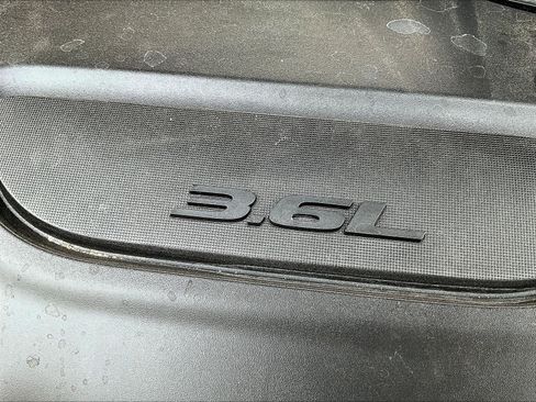 Used 2026 Chrysler Pacifica Select w/ S Appearance Package AWD/4WD image 32