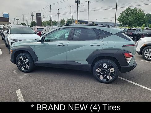 Certified 2025 Hyundai Kona SEL AWD/4WD image 7
