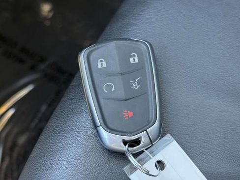 Used 2019 Cadillac XT5 Premium Luxury AWD/4WD image 38