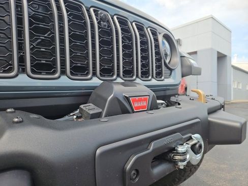 New 2025 Jeep Wrangler Unlimited Rubicon 392 image 18