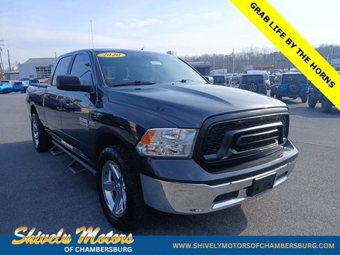 Used 2020 RAM 1500 Classic SLT image 8