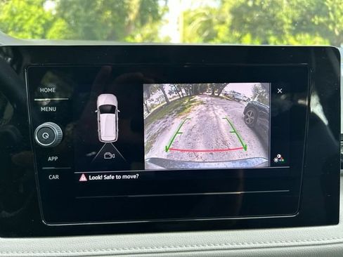 Used 2025 Volkswagen Taos S FWD image 13