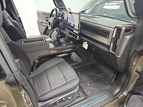New 2025 GMC Hummer EV 2X w/ Extreme Off-Road Package image 43