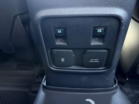 Certified 2022 Ford Bronco Badlands w/ Sasquatch Package image 8