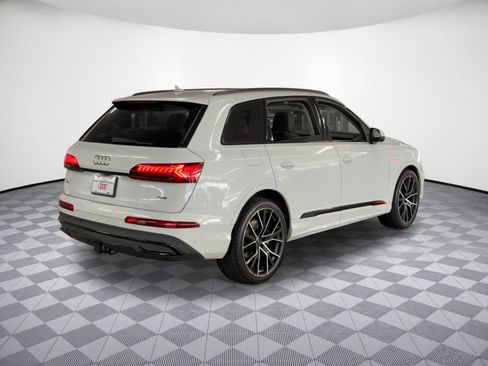 Used 2022 Audi Q7 3.0T Prestige AWD/4WD image 9