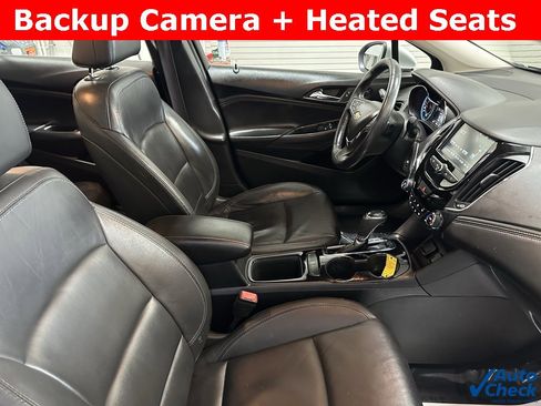 Used 2017 Chevrolet Cruze Premier image 21