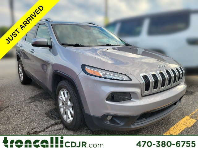 Used 2015 Jeep Cherokee Latitude FWD image 1