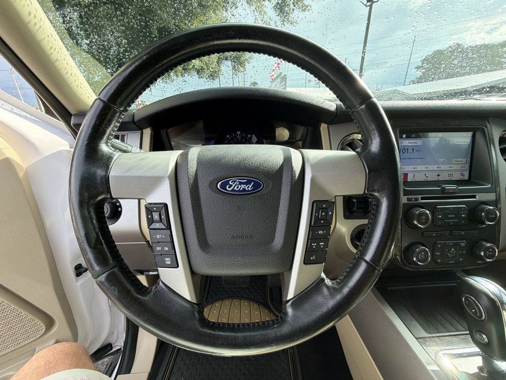 Used 2017 Ford Expedition Limited w/ Equipment Group 301A RWD image 14