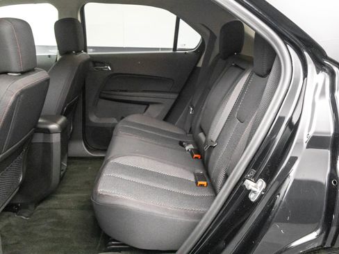 Used 2017 Chevrolet Equinox LT w/ Convenience Package image 26