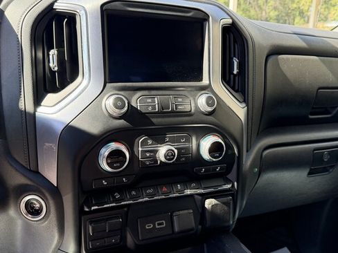 Used 2020 GMC Sierra 1500 Elevation w/ Elevation Value Package AWD/4WD image 11