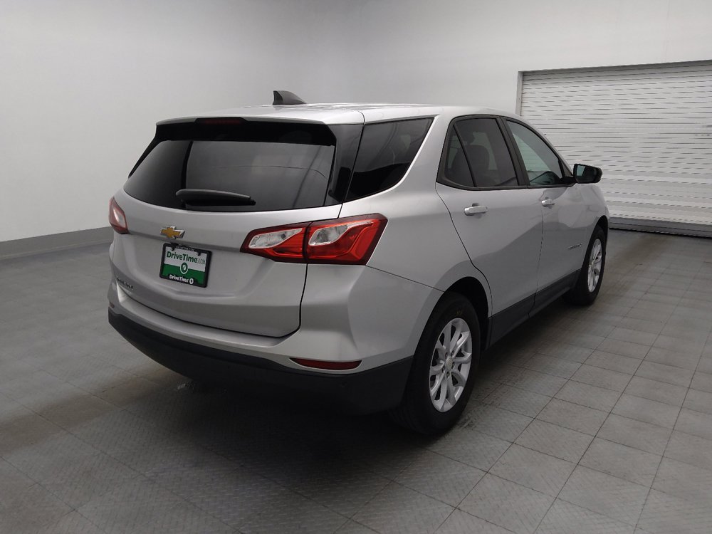 Used 2020 Chevrolet Equinox LS w/ LPO, Cargo Package FWD image 9