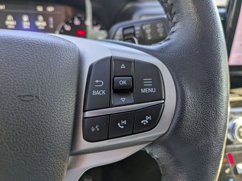 Used 2021 Ford Explorer Limited w/ Equipment Group 301A image 17