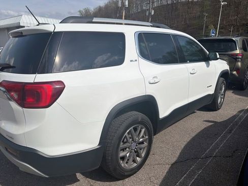 Used 2017 GMC Acadia SLE w/ Driver Alert Package I image 9